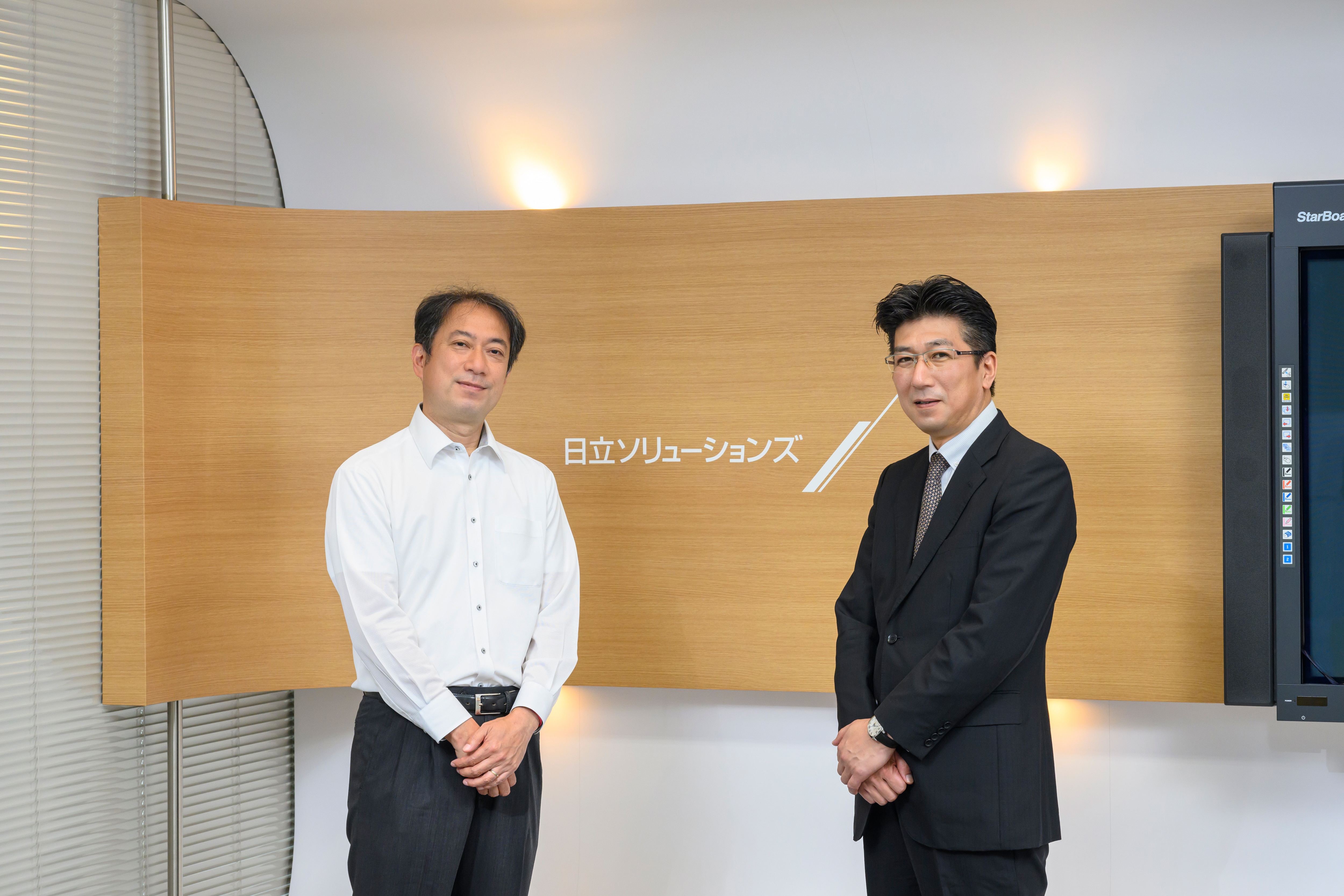 写真：日立ソリューションズ/ユーザインタビュー　日本最大級の法人企業DB『LBC』によって、課題だった企業情報の整理に成功